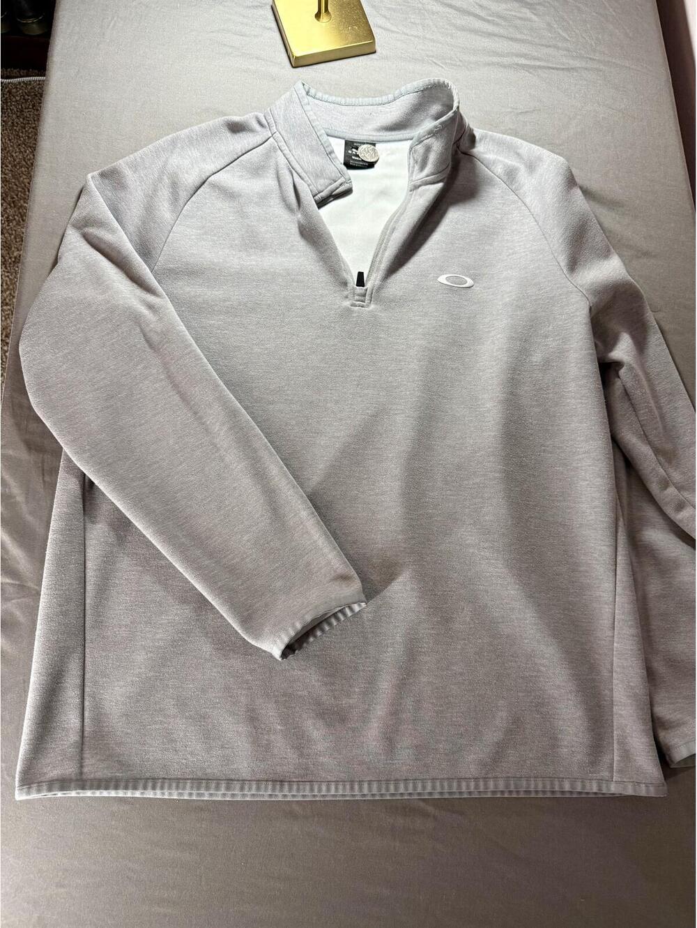 Oakley Gray Quarter Zip Pullover Sweatshirt